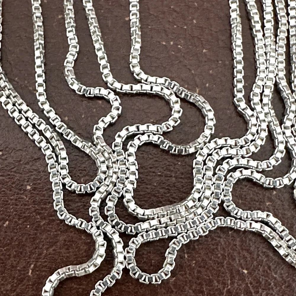 30” Sterling Silver Box Chain Necklace - Picture 2 of 8